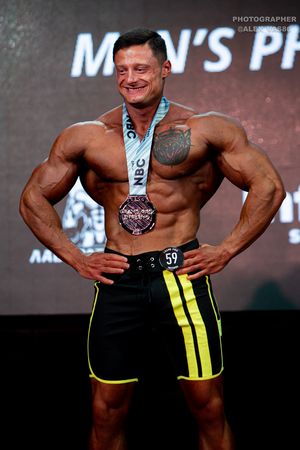 MEN`S PHYSIQUE 174